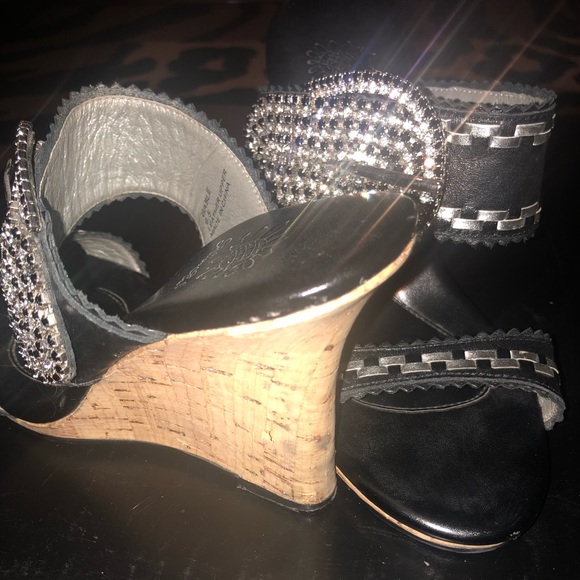 Yellow Box wedges, blk&silver size 6.5 - Picture 2 of 2